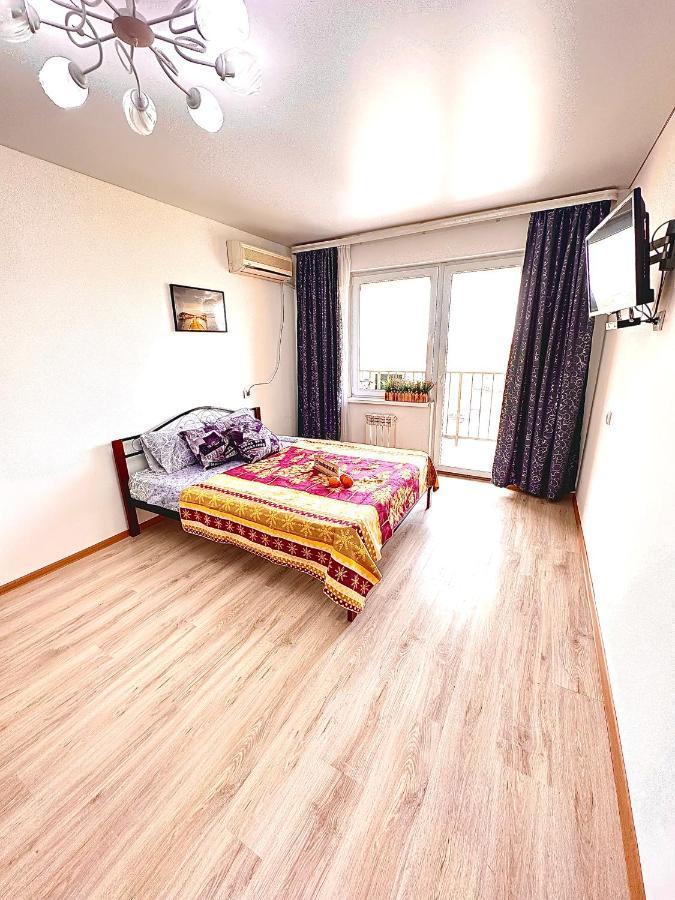 Medinahotelkz, # 70, Вид На Горы, До Арбата 15 Мин Пешком, Halal Almaty Luaran gambar
